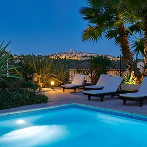 **** Hotel La Grande Bastide Francia